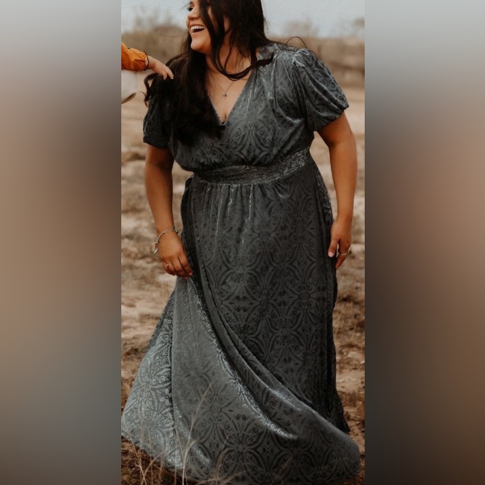 Baltic Born Leslie Velvet Maxi Dress | Blue